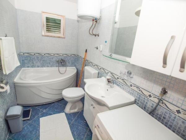 Apartmani Abesinac มาคาร์สกา ภายนอก รูปภาพ