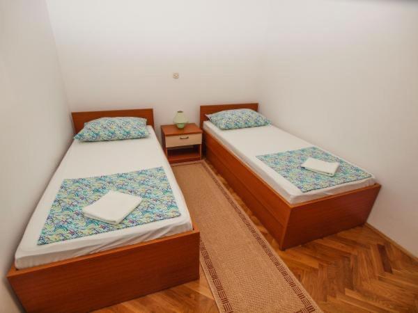 Apartmani Abesinac มาคาร์สกา ภายนอก รูปภาพ